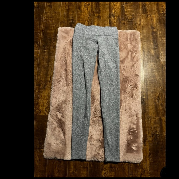 Lululemon leggings size 6. Unsure of kind. Heathered grey. - Picture 1 of 2